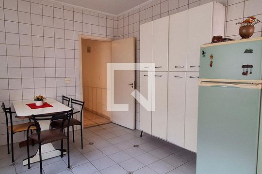 Cozinha de casa à venda com 3 quartos, 190m² em Rudge Ramos, São Bernardo do Campo