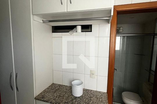 Cozinha de apartamento para alugar com 3 quartos, 90m² em Sul (águas Claras), Brasília