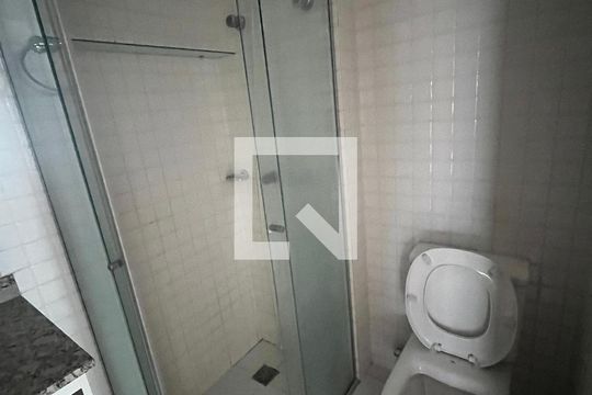 Banheiro de apartamento para alugar com 3 quartos, 90m² em Sul (águas Claras), Brasília