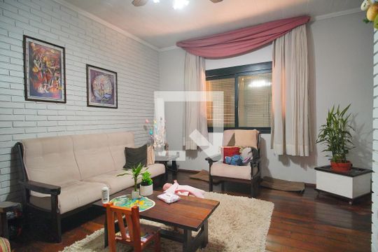 Casa para alugar com 3 quartos, 271m² em Boa Vista, Novo Hamburgo