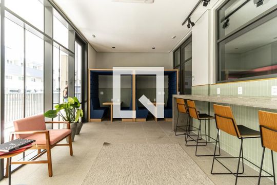 Coworking de kitnet/studio à venda com 1 quarto, 24m² em Santa Ifigênia, São Paulo