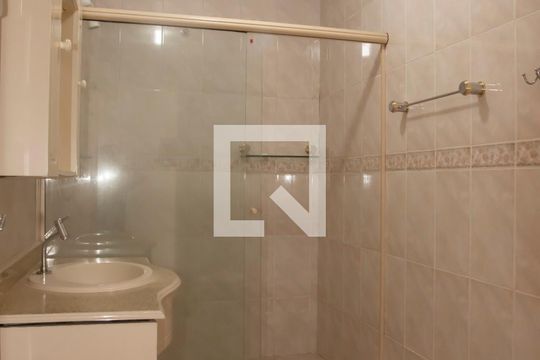 Banheiro de casa à venda com 2 quartos, 141m² em Vila da Saúde, São Paulo