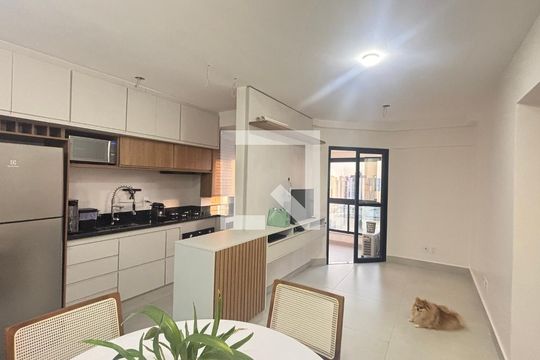 Sala  de apartamento à venda com 2 quartos, 57m² em Vila Valparaíso, Santo André