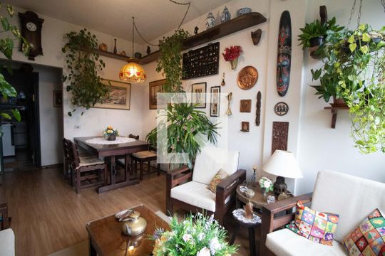 Sala de apartamento para alugar com 3 quartos, 72m² em Lagoa, Rio de Janeiro