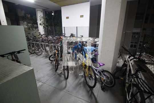 Área comum de apartamento para alugar com 3 quartos, 72m² em Lagoa, Rio de Janeiro