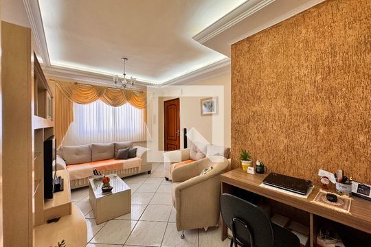 Sala de apartamento à venda com 2 quartos, 64m² em Jardim Santo Antônio, Santo André