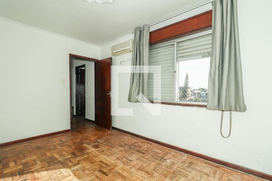 Quarto de apartamento à venda com 2 quartos, 69m² em Navegantes, Porto Alegre