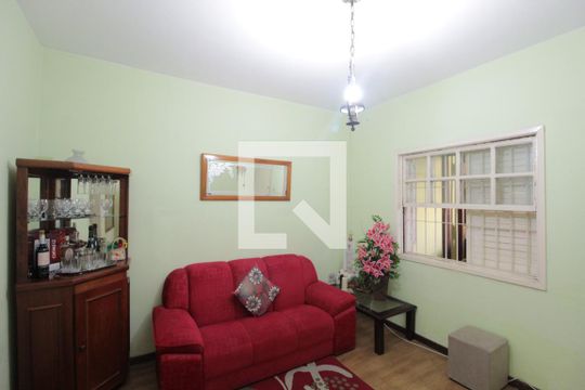 Sala de casa à venda com 3 quartos, 180m² em Santa Monica, Belo Horizonte
