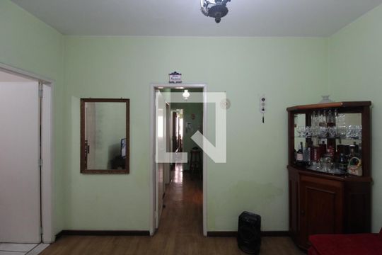 Sala de casa à venda com 3 quartos, 180m² em Santa Monica, Belo Horizonte