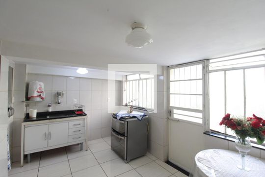 Casa 2 | Cozinha de casa à venda com 3 quartos, 180m² em Santa Monica, Belo Horizonte