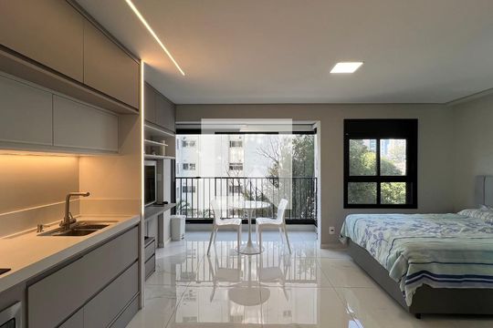 Studio de apartamento para alugar com 1 quarto, 30m² em Pinheiros, São Paulo