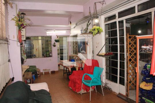 Varanda de casa à venda com 2 quartos, 98m² em Parque Peruche, São Paulo