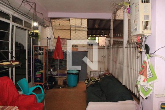 Varanda de casa à venda com 2 quartos, 98m² em Parque Peruche, São Paulo
