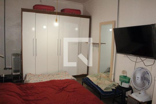 Quarto 2 - Suíte de casa à venda com 2 quartos, 98m² em Parque Peruche, São Paulo