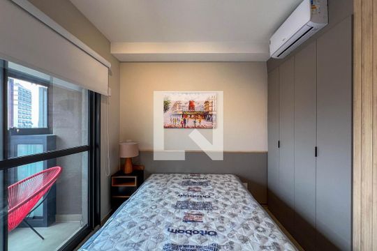 Studio de kitnet/studio para alugar com 1 quarto, 24m² em Liberdade, São Paulo