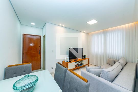 Sala de apartamento à venda com 2 quartos, 66m² em Buritis, Belo Horizonte