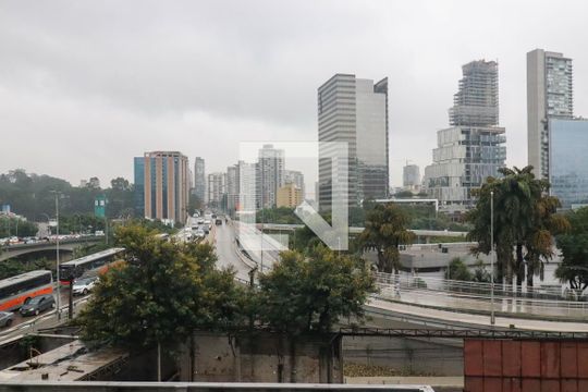 Vista da Sacada de kitnet/studio para alugar com 1 quarto, 28m² em Pinheiros, São Paulo