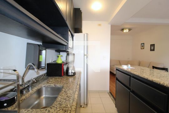 Cozinha de apartamento à venda com 1 quarto, 50m² em Moema, São Paulo