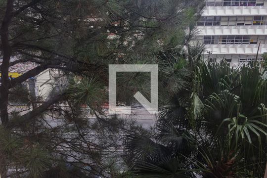 Vista do Quarto de apartamento para alugar com 1 quarto, 34m² em Água Branca, São Paulo
