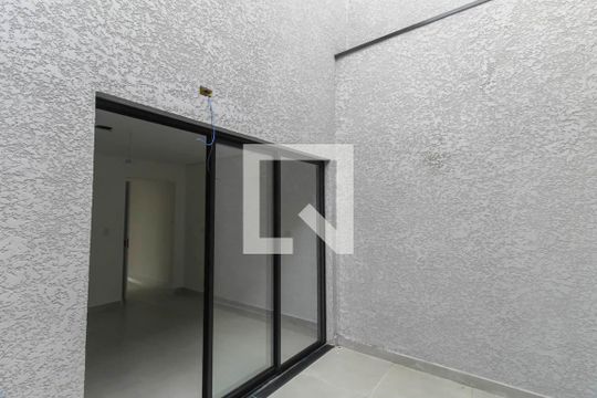 Área de Serviço de casa à venda com 3 quartos, 107m² em Vila Lucia, São Paulo