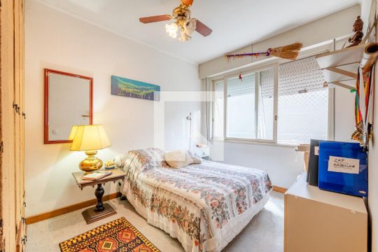Quarto de apartamento à venda com 2 quartos, 84m² em Moinhos de Vento, Porto Alegre