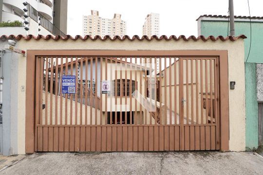 Fachada de casa à venda com 3 quartos, 288m² em Jardim Sonia, São Paulo