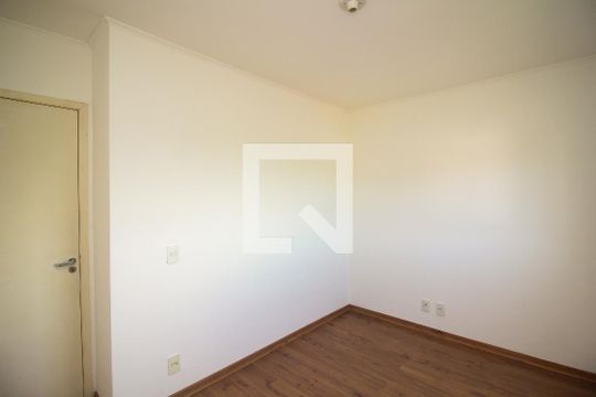 Quarto 1 de apartamento à venda com 3 quartos, 69m² em Teresópolis, Porto Alegre