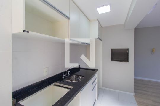 Cozinha e Área de Serviço de apartamento para alugar com 3 quartos, 76m² em Marechal Rondon , Canoas