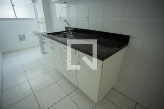 Cozinha de apartamento à venda com 2 quartos, 43m² em Água Branca, São Paulo
