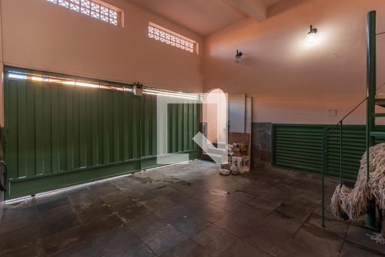 Garagem de casa à venda com 4 quartos, 313m² em Alípio de Melo, Belo Horizonte