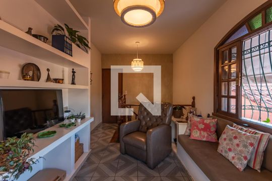 Sala 3 de casa à venda com 4 quartos, 313m² em Alípio de Melo, Belo Horizonte