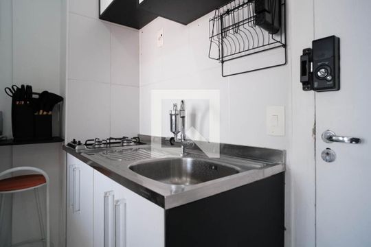 Sala/Cozinha de apartamento para alugar com 1 quarto, 35m² em Jardim Santa Terezinha (zona Leste), São Paulo