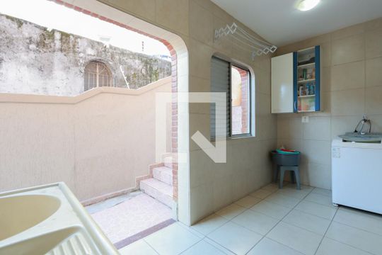 Área de serviço de casa à venda com 6 quartos, 470m² em Vila Basileia, São Paulo