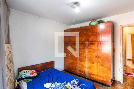 Quarto 01 de casa à venda com 2 quartos, 141m² em Jardim Rizzo, São Paulo
