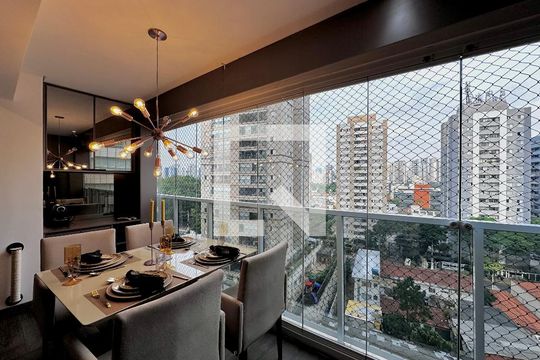 Sala/ Varanda de apartamento à venda com 1 quarto, 49m² em Vila Gertrudes, São Paulo