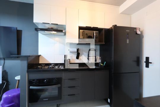Cozinha de apartamento à venda com 1 quarto, 31m² em Vila Ema, São Paulo