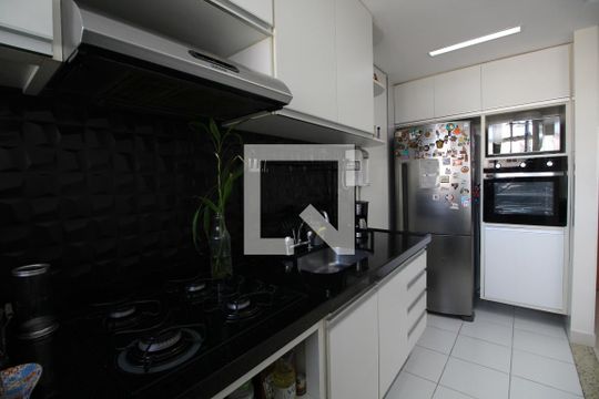 Cozinha de apartamento à venda com 2 quartos, 127m² em Jacarepaguá, Rio de Janeiro