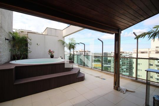 Área Externa de apartamento à venda com 2 quartos, 127m² em Jacarepaguá, Rio de Janeiro