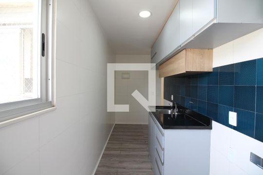 Cozinha de apartamento para alugar com 2 quartos, 42m² em Taquara, Rio de Janeiro