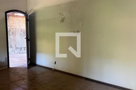 Casa à venda com 5 quartos, 253m² em Itaipu, Niterói