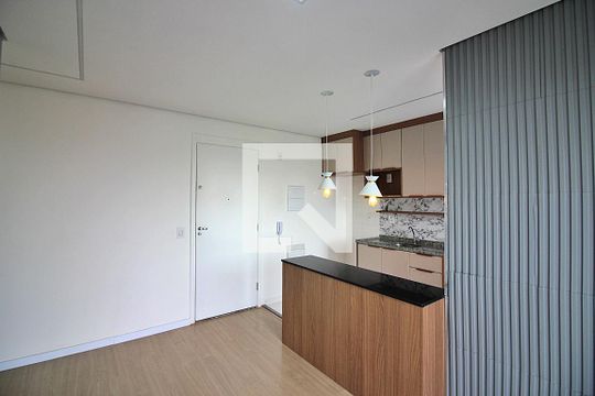 Sala de apartamento para alugar com 2 quartos, 42m² em Bairro dos Casa, São Bernardo do Campo