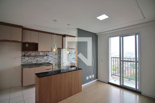 Apartamento para alugar com 2 quartos, 42m² em Bairro dos Casa, São Bernardo do Campo