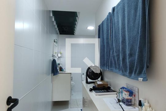 Banheiro da Suíte 2 de apartamento à venda com 3 quartos, 225m² em Freguesia (jacarepaguá), Rio de Janeiro