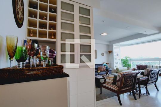 Sala 1 de apartamento à venda com 3 quartos, 225m² em Freguesia (jacarepaguá), Rio de Janeiro