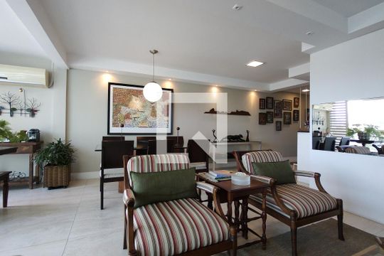 Sala 1 de apartamento à venda com 3 quartos, 225m² em Freguesia (jacarepaguá), Rio de Janeiro