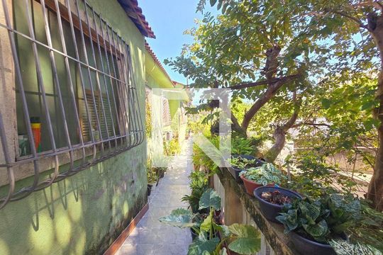 Casa à venda com 4 quartos, 250m² em Fátima, Niterói