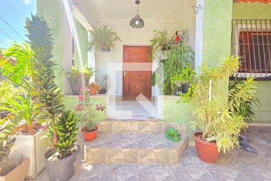 Casa à venda com 4 quartos, 250m² em Fátima, Niterói