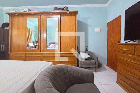 Casa à venda com 4 quartos, 250m² em Fátima, Niterói