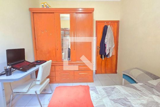 Casa à venda com 4 quartos, 250m² em Fátima, Niterói