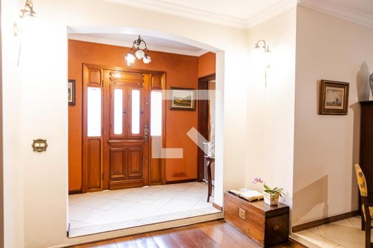 Sala de casa à venda com 4 quartos, 356m² em Vila Guiomar, Santo André